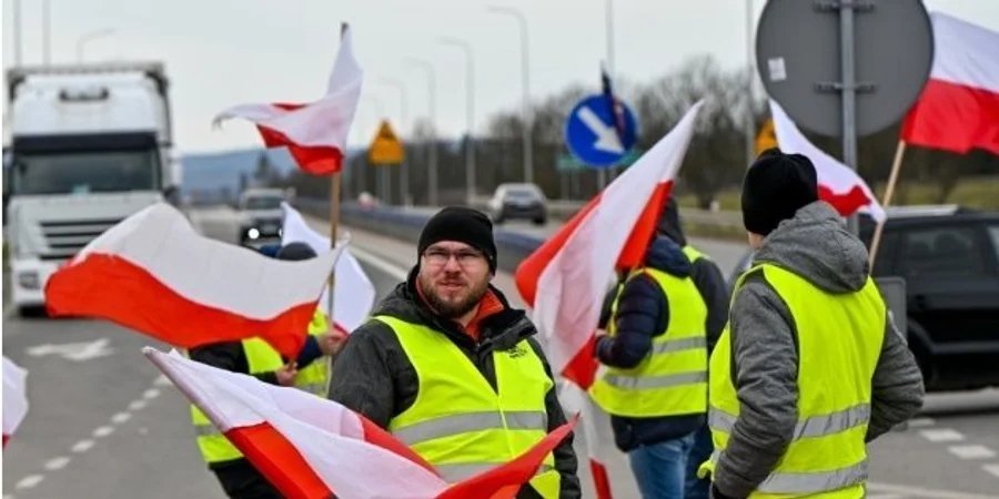 Блокада автомобильного сообщения на границе Украины и Польши (Фото:Укринформ)